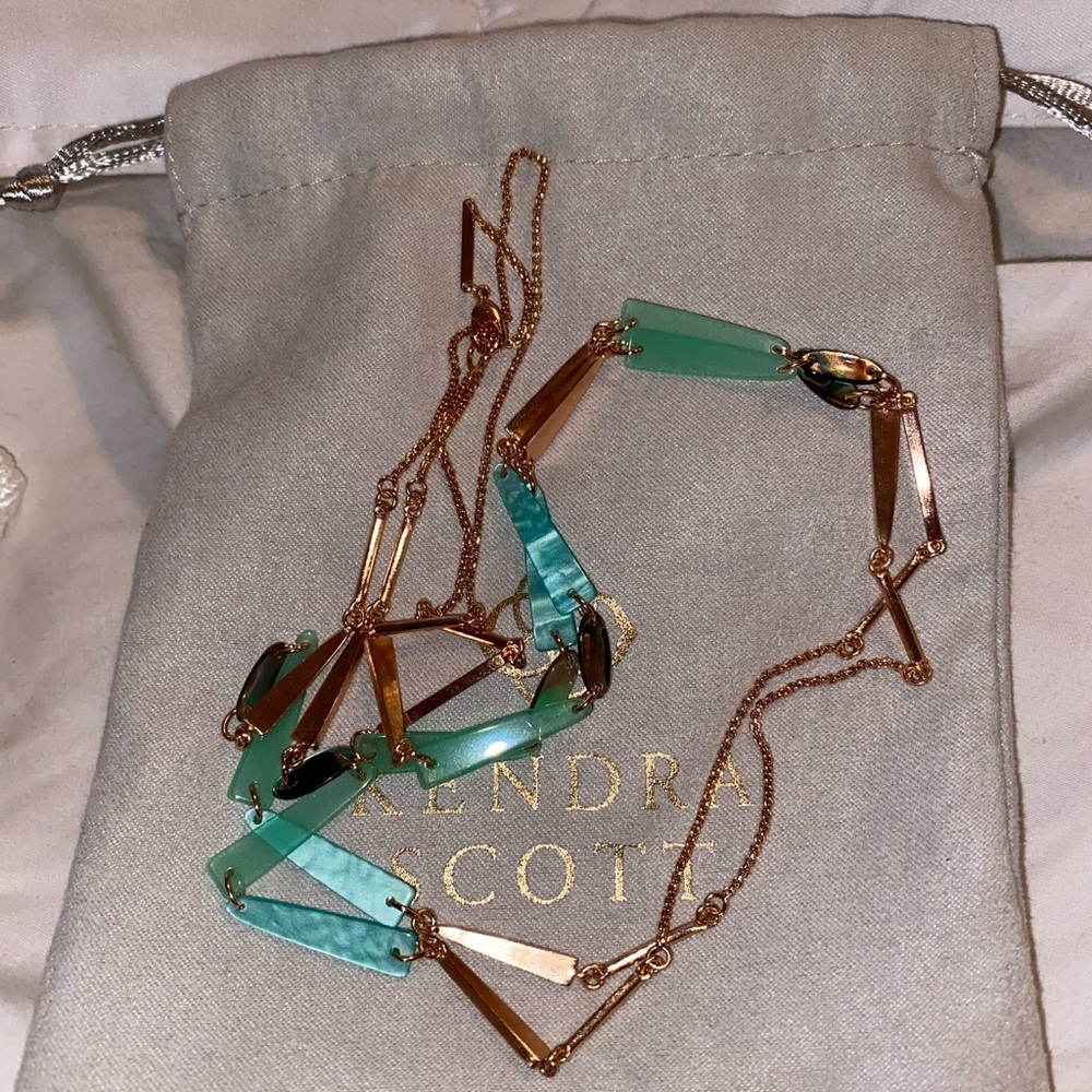 Kendra Scott Necklace